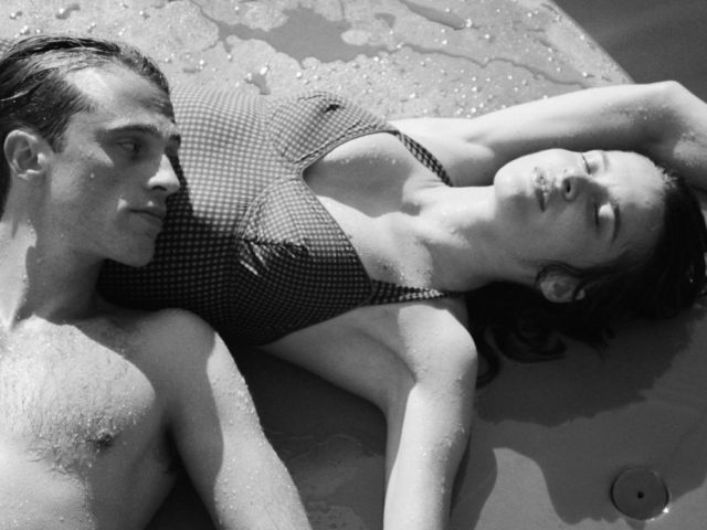 Солнце в глаз попало: почему сегодня стоит перечитать «Постороннего» Альбера Камю