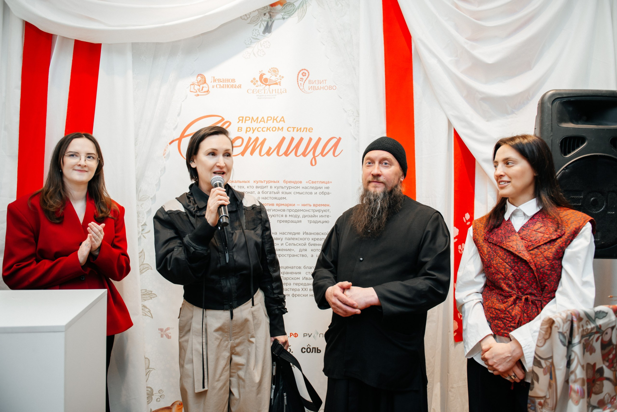 На ярмарке «Светлица» собрали полмиллиона рублей на сохранение фресок в Ивановской области