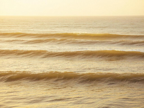 Ученые показали, чем волны на других планетах и спутниках отличаются от земных