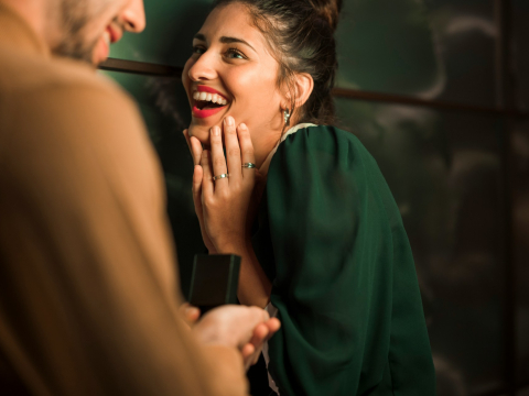 Исследование: в каких ситуациях нужно уметь смеяться над собой