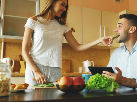 Исследование: социальное окружение влияет на микрофлору кишечника